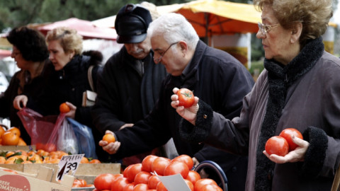 Συντάξεις / συνταξιούχοι στη λαϊκή αγορά