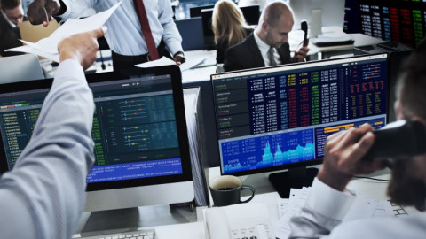 Αβεβαιότητα και μεικτές τάσεις στις ευρωαγορές