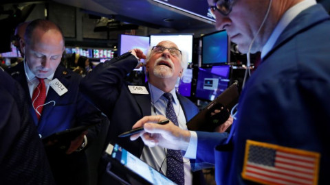 «Βουτιά» στη Wall Street - Έχασε πάνω από 1000 μονάδες ο Dow Jones