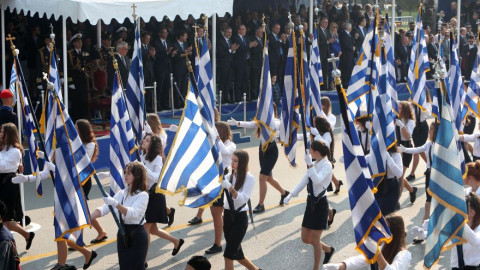 Ακυρώνονται οι στρατιωτικές και μαθητικές παρελάσεις