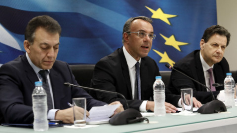 Επιχειρήσεις και κορωνοϊός: Τα μέτρα στήριξης και τα κριτήρια