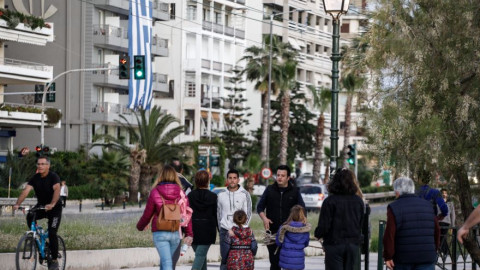 Επεκτείνεται η αποζημίωση 800 ευρώ σε ειδικές κατηγορίες