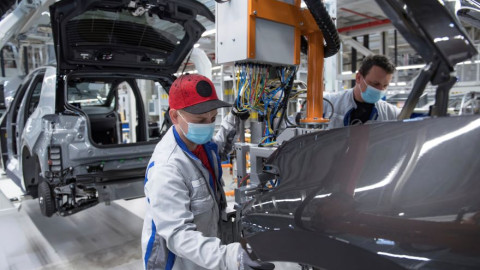 Αιμορραγεί η αυτοκινητοβιομηχανία: Χτύπημα 3 δισ. για τη Volkswagen