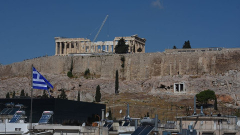 Στα 2 δισ. η «ζημιά» από το lockdown στην Ελλάδα