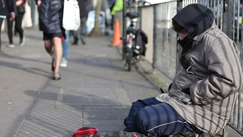 Ολλανδία: Περισσότερα από 34.000 ευρώ συγκεντρώθηκαν για έναν «τίμιο» άστεγο