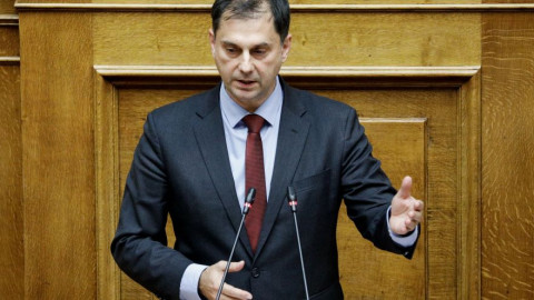 Θεοχάρης: «Έρχεται νομοσχέδιο για επέκταση των δυνατοτήτων των δανειοληπτών»