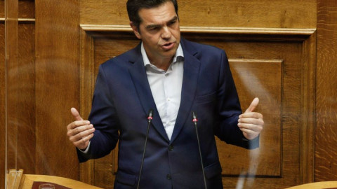 Ο Τσίπρας ζητά τη λίστα με τα ποσά που δόθηκαν στα ΜΜΕ 