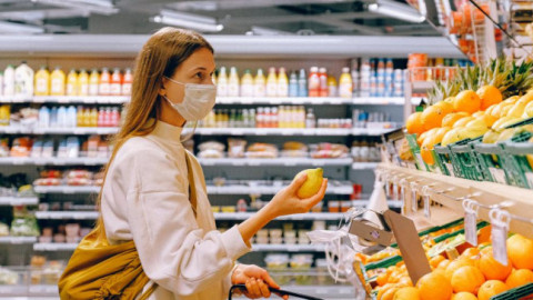 Υποχρεωτική η μάσκα για τον κορωνοϊό στα σούπερ μάρκετ