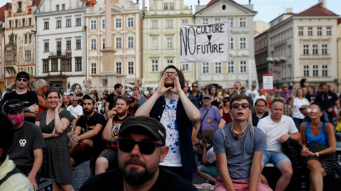 Αυξάνονται τα κρούσματα κορωνοϊού στην Τσεχία -Εφτασαν τα 16.000