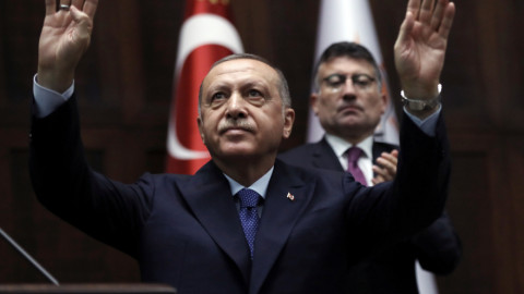 Τουρκία: Ο Ερντογάν αντικατέστησε έναν από τους τέσσερις υποδιοικητές της κεντρικής τράπεζας