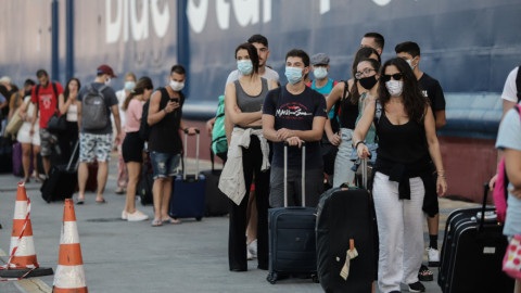 Γερμανικά ΜΜΕ: «Φόβοι 2ου κύματος» κορωνοϊού στην Ελλάδα