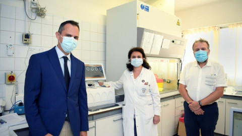 ΕΛΠΕ: Νέα δωρεά 3.000 τεστ και συστήματος διάγνωσης Covid-19 στο Θριάσιο Νοσοκομείο
