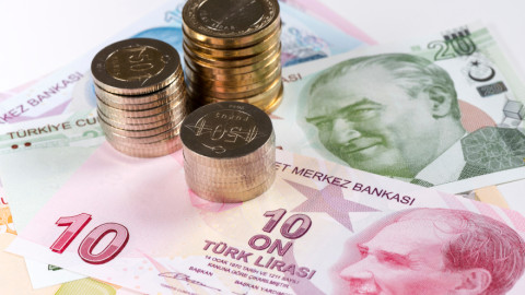 Τουρκία: Η λίρα υποχώρησε σε χαμηλό ρεκόρ, βουτιά σημείωσαν οι μετοχές