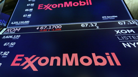 ExxonMobil: Χρονιά ρεκόρ αλλά και ζωηρές επικρίσεις από το Λευκό Οίκο