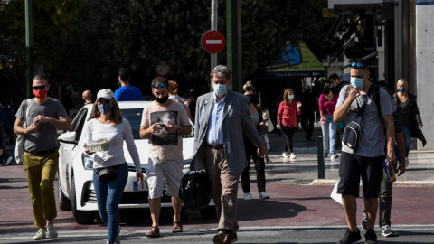 Αττική: 650 παραβάσεις για μη χρήση μάσκας