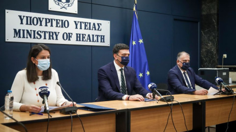 Σχολεία: Ανοίγουν τα λύκεια με υποχρεωτικά self tests