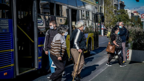 Θλιβερό ρεκόρ με 41 νεκρούς και 239 διασωληνωμένους