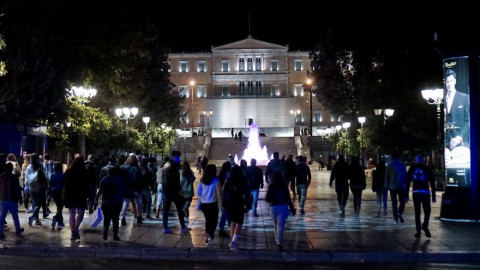 Μερικό lockdown από την Τρίτη - Ολα τα νέα μέτρα