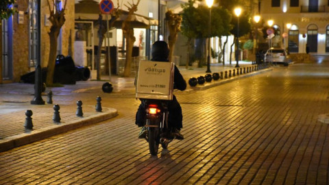 Θεσσαλονίκη: 5 εργατικά ατυχήματα με διανομείς φαγητού σε 10 ημέρες