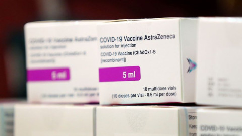 Βρετανία: Αρχίζει η χορήγηση του εμβολίου της AstraZeneca
