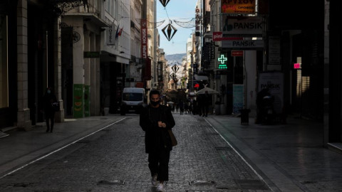 Το λιανεμπόριο στην κόψη του ξυραφιού