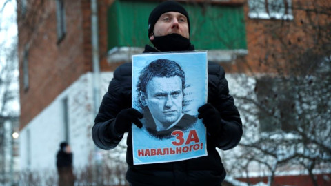 Tο Κρεμλίνο αγνοεί τις εκκλήσεις της Δύσης για τον Ναβάλνι