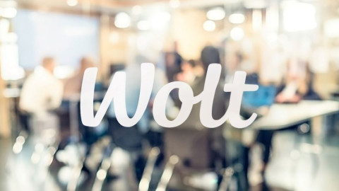 Wolt Market: Αναλαμβάνει την εξυπηρέτηση των πελατών του Pop Market