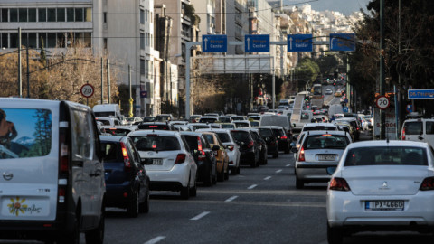 Αυτοκίνητα στην Ελλάδα