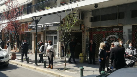 Αντάρτικο εμπόρων για την απόφαση να μην ανοίξουν τα καταστήματα σε Θεσσαλονίκη, Πάτρα, Κοζάνη
