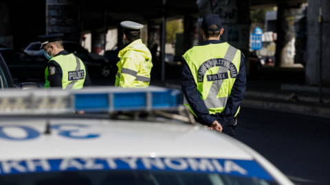 Έλεγχοι για την τήρηση των μέτρων από την Ελληνική Αστυνομία