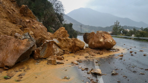 Κατολίσθηση σε δρόμο της Κρήτης