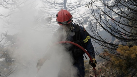 Δύσκολη η κατάσταση στη Γορτυνία, καλύτερη η εικόνα της φωτιάς στον δήμο Μεγαλόπολης