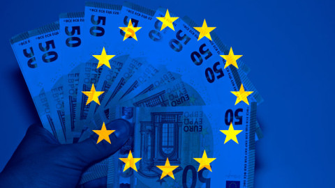 ευρώ χρήματα λεφτά ΕΕ Ταμείο Ανάκαμψης