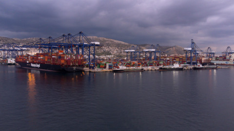Ικόνιο- Εμπορικό λιμάνι Πειραιά-Φωτογραφία Χαλκιόπουλος Νίκος-Intime News