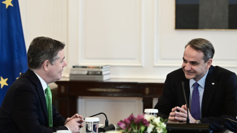 Συνάντηση του πρωθυπουργού Κυριάκου Μητσοτάκη με τον πρόεδρο του Eurogroup Πασκάλ Ντόναχιου / EUROKINISSI