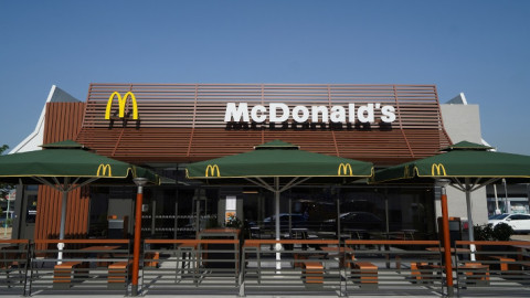 H Premier Capital άνοιξε νέο εστιατόριο McDonald's στην Πέτρου Ράλλη