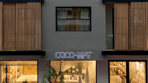 Η εταιρεία του ξενοδοχείου «Coco-Mat ATHENS» υποστηρίζει ότι η υπόθεση εκκρεμεί σε δικαστήρια και διοικητικές υπηρεσίες