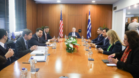 DFC: Συνάντηση του διευθύνοντος συμβούλου της αμερικανικής εταιρίας με τον Κ. Σκρέκα