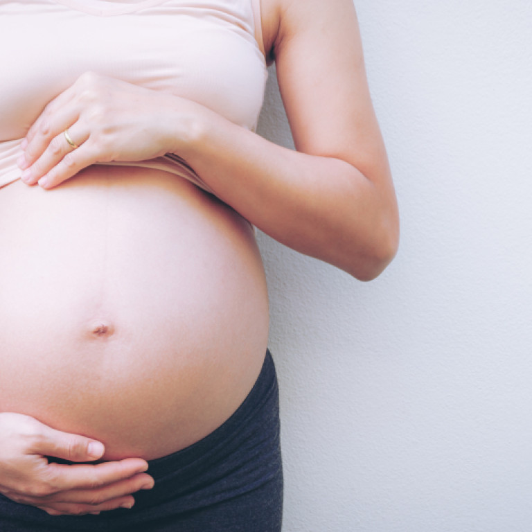 Στο μικροσκόπιο των επιστημόνων οι επιπτώσεις της κλιματικής αλλαγής σε εγκύους και βρέφη