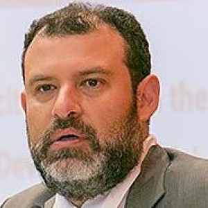 Άγγελος Τσακανίκας
