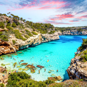 Βαλεριάδες Νήσοι