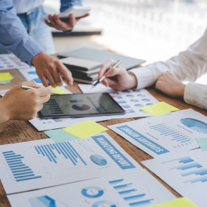 Επιχειρήσεις