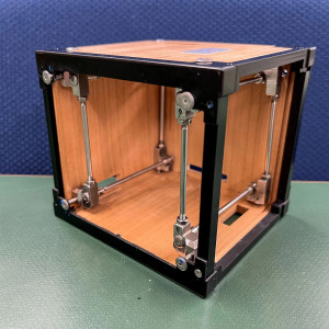 Το ξύλινο κουτί που στάλθηκε στο διάστημα 