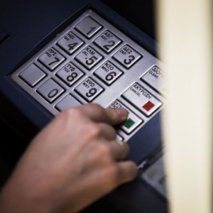 Το Πάσχα κλείνει τις τράπεζες / Φωτό: EUROKINISSI