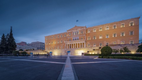 syntagma-shutterstock