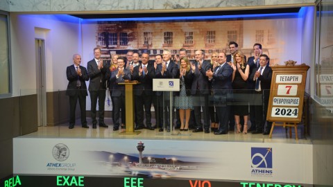 Στιγμιότυπο από τη σημερινή έναρξη διαπραγμάτευσης των μετοχών του ΔΔΑ/Φωτογραφία: INTIMENEWS
