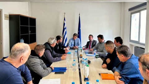 Ο Λευτέρης Αυγενάκης με τους του κτηνοτρόφους