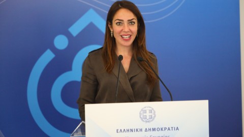 Η υπουργός Εργασίας Δόμνα Μιχαηλίδου