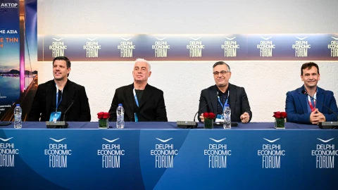 Τάκης Φύσσας, Αντώνης Νικοπολίδης, Γιώργος Κουβαράς, Δημοσθένης Ταμπάκος