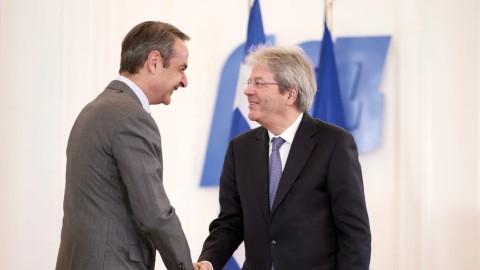 Ο Κυριάκος Μητσοτάκης με τον Πάολο Τζεντιλόνι